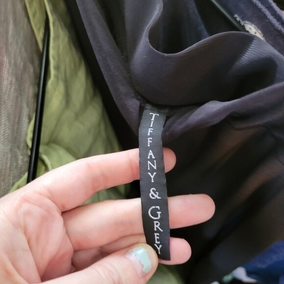 Tiffany & Grey Black Midi Skirt Side Slits Size 2X - Picture 3 of 6